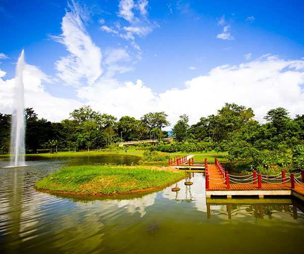 香格里拉旅游
