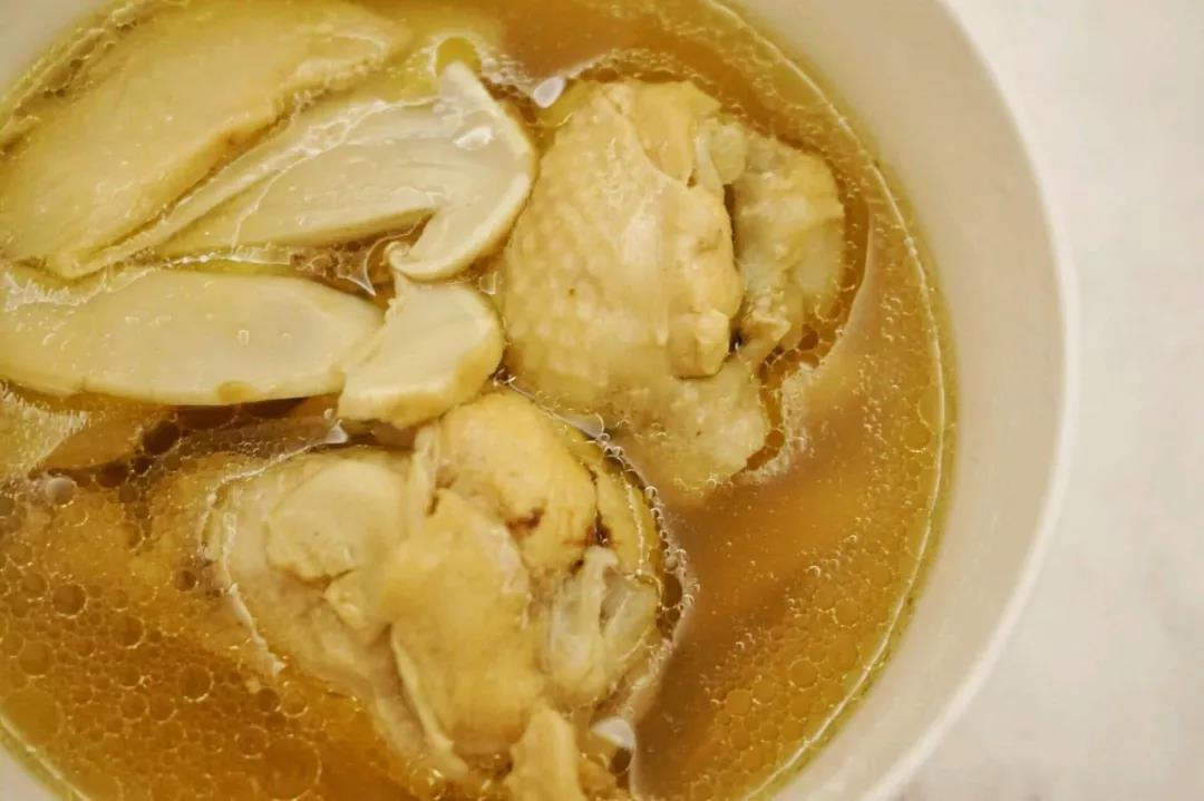 香格里拉松茸燉雞 香格里拉松茸燉雞