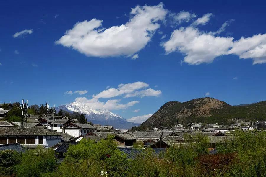 香格里拉成名更早，為何不如大理麗江呢？