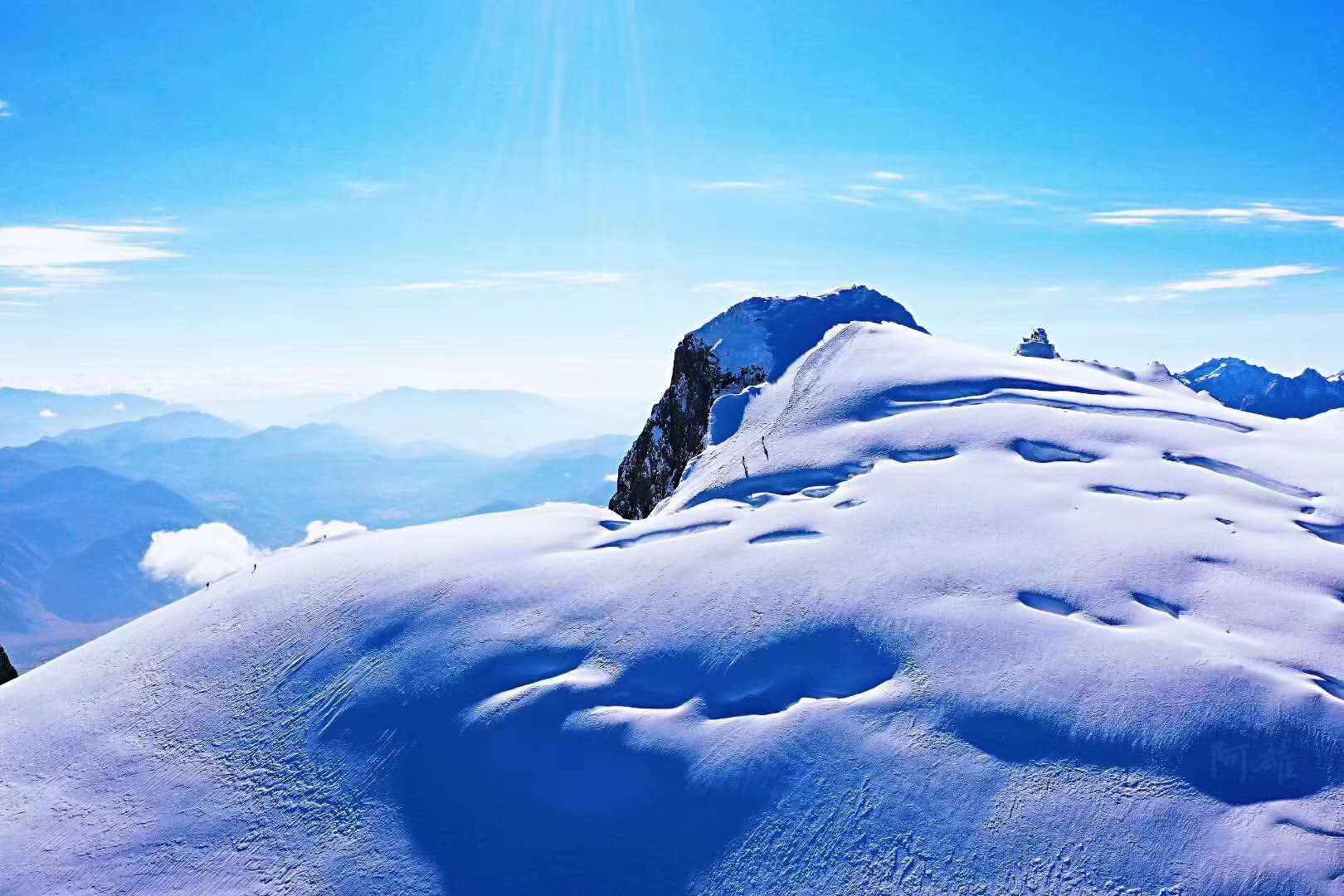 香格里拉哈巴雪山