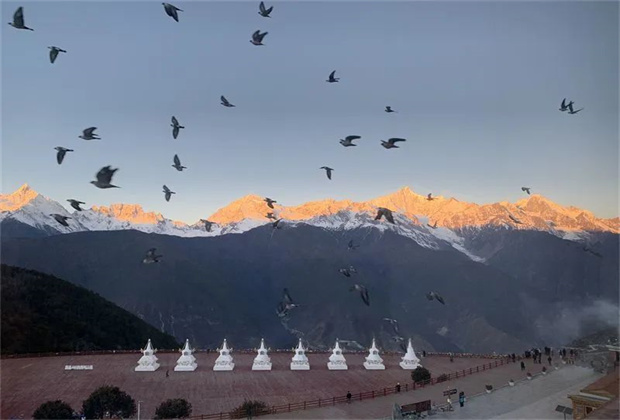 香格里拉旅行社 香格里拉旅游 唱響《欽如一嘉》，表達德欽和嘉定兩地人民的深情厚誼