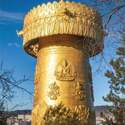 打卡月光之城獨克宗：1300多年歷史的高原秘境