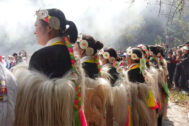 云南旅游,云南旅行社,云南團建公司,云南會議公司,云南策劃公司,香格里拉旅游,香格里拉旅行社,香格里拉團建公司,香格里拉會議公司：第二屆“朝白水”東巴文化節啟幕：千年非遺對話現代旅游